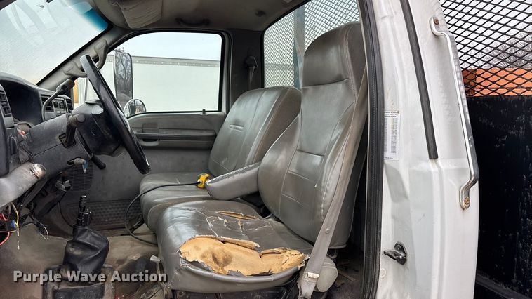 image for item FG1583 2007 Ford F650 Super Duty XL dump flatbed pickup truck