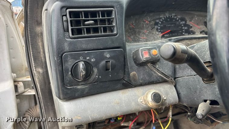 image for item FG1583 2007 Ford F650 Super Duty XL dump flatbed pickup truck