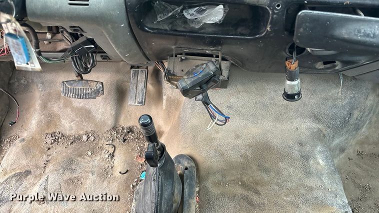 image for item FG1583 2007 Ford F650 Super Duty XL dump flatbed pickup truck