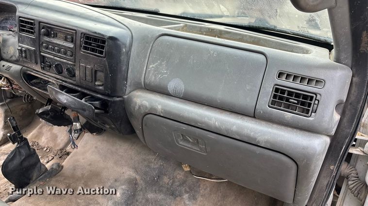 image for item FG1583 2007 Ford F650 Super Duty XL dump flatbed pickup truck