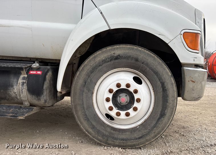 image for item FG1583 2007 Ford F650 Super Duty XL dump flatbed pickup truck