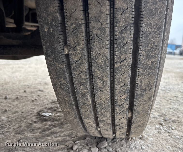 image for item FG1583 2007 Ford F650 Super Duty XL dump flatbed pickup truck