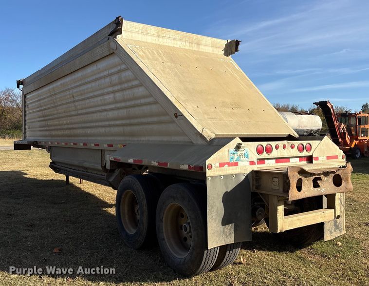 image for item FI0027 2013 Travis Body and Trailers 2013 39.2FT.TRAVIS S/102 bottom dump trailer