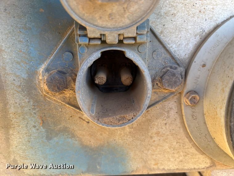 image for item FI0027 2013 Travis Body and Trailers 2013 39.2FT.TRAVIS S/102 bottom dump trailer