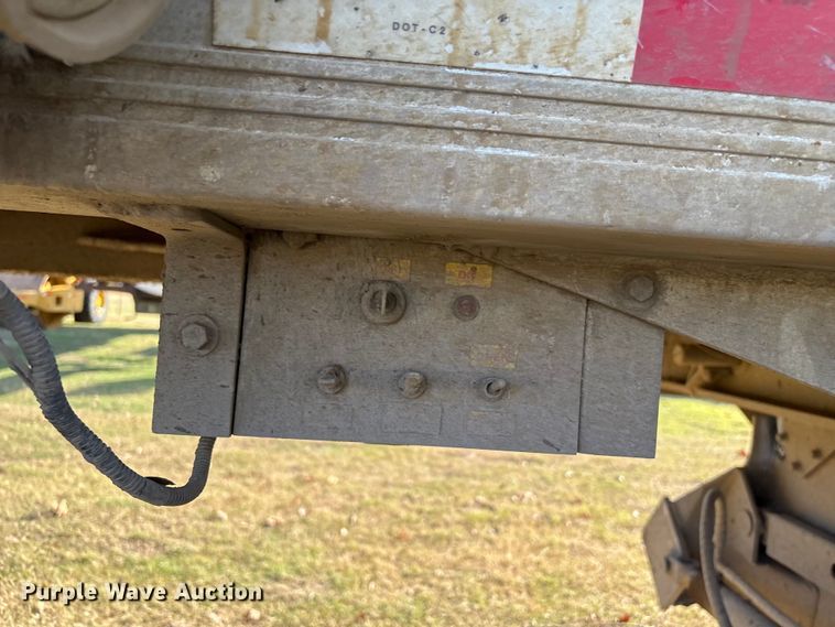 image for item FI0027 2013 Travis Body and Trailers 2013 39.2FT.TRAVIS S/102 bottom dump trailer