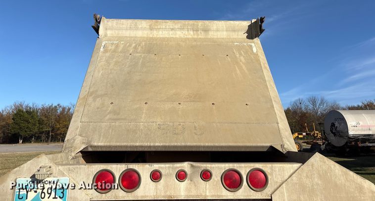 image for item FI0027 2013 Travis Body and Trailers 2013 39.2FT.TRAVIS S/102 bottom dump trailer