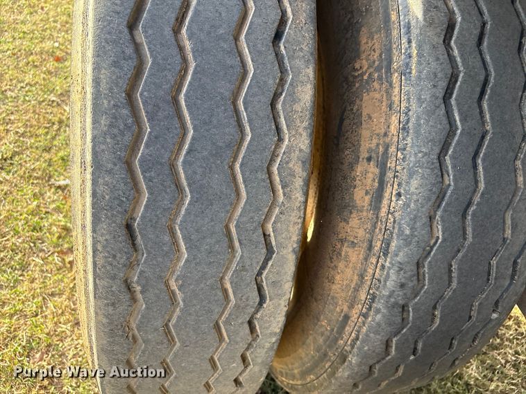 image for item FI0027 2013 Travis Body and Trailers 2013 39.2FT.TRAVIS S/102 bottom dump trailer