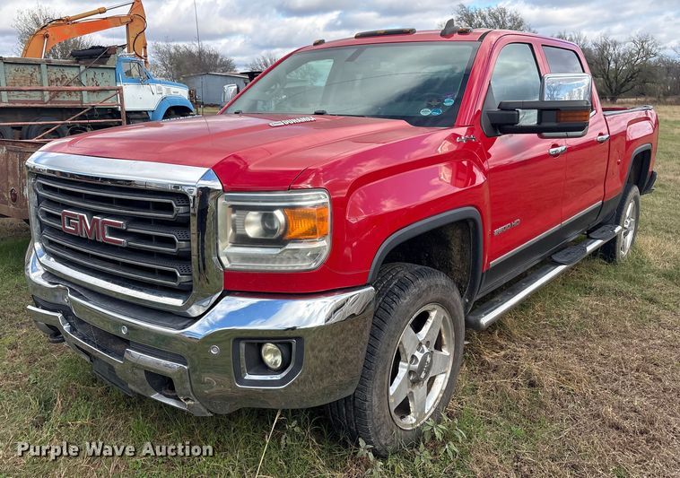 image for item FI0065 2015 GMC Sierra 2500HD Crew Cab pickup truck