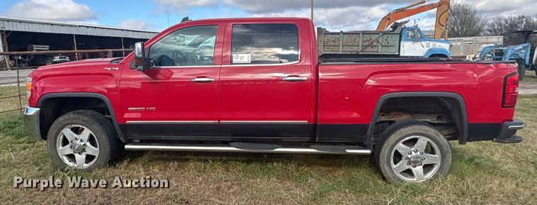 image for item FI0065 2015 GMC Sierra 2500HD Crew Cab pickup truck