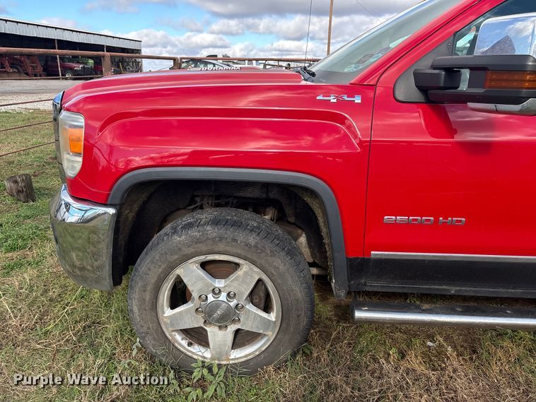 image for item FI0065 2015 GMC Sierra 2500HD Crew Cab pickup truck