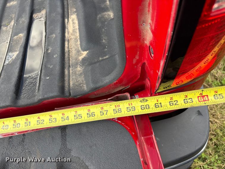 image for item FI0065 2015 GMC Sierra 2500HD Crew Cab pickup truck