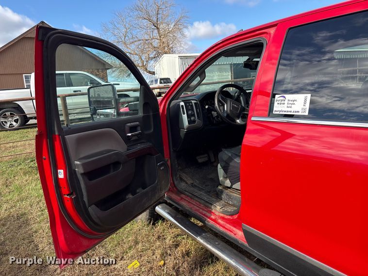 image for item FI0065 2015 GMC Sierra 2500HD Crew Cab pickup truck