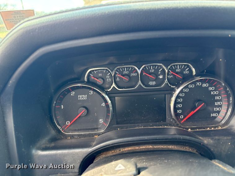 image for item FI0065 2015 GMC Sierra 2500HD Crew Cab pickup truck