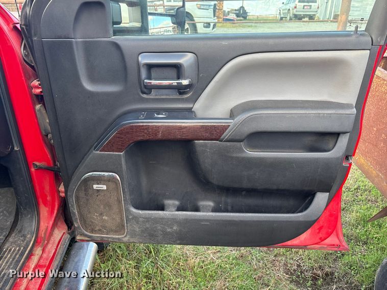 image for item FI0065 2015 GMC Sierra 2500HD Crew Cab pickup truck