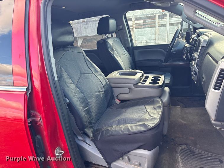 image for item FI0065 2015 GMC Sierra 2500HD Crew Cab pickup truck