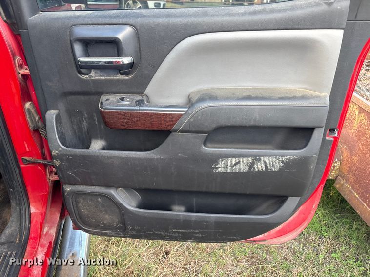 image for item FI0065 2015 GMC Sierra 2500HD Crew Cab pickup truck