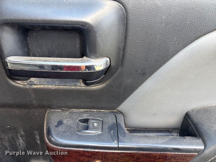 image for item FI0065 2015 GMC Sierra 2500HD Crew Cab pickup truck