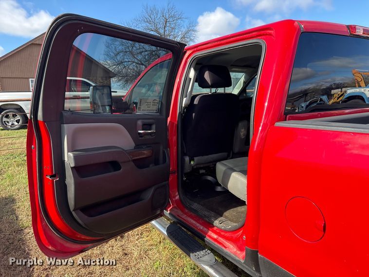 image for item FI0065 2015 GMC Sierra 2500HD Crew Cab pickup truck