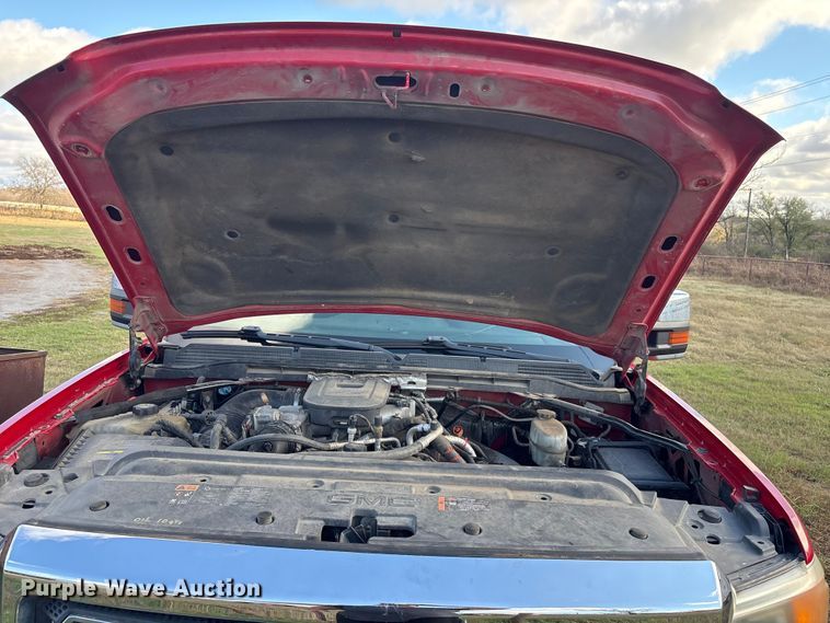 image for item FI0065 2015 GMC Sierra 2500HD Crew Cab pickup truck