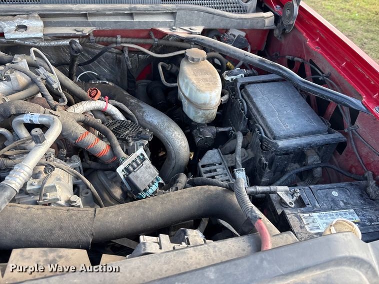 image for item FI0065 2015 GMC Sierra 2500HD Crew Cab pickup truck