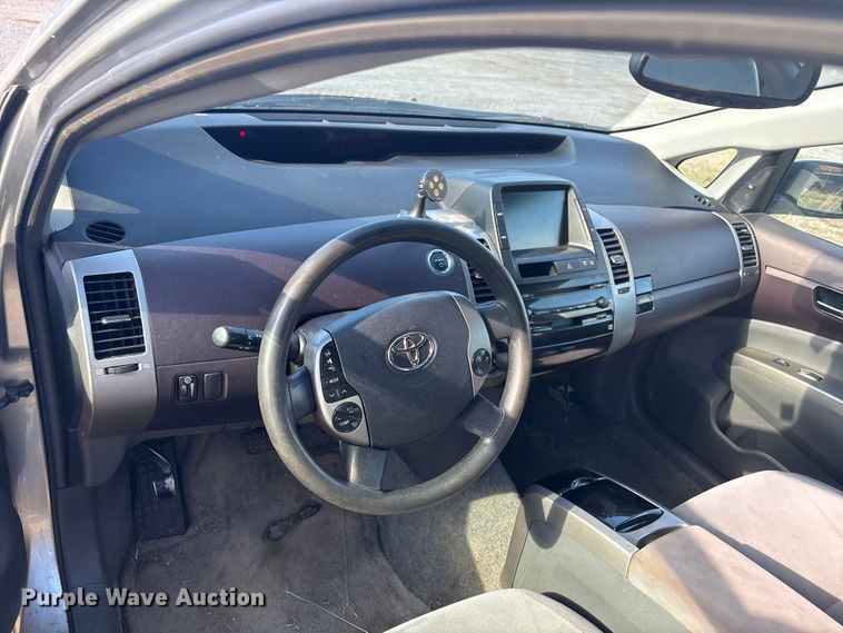 image for item FI0066 2005 Toyota Prius 