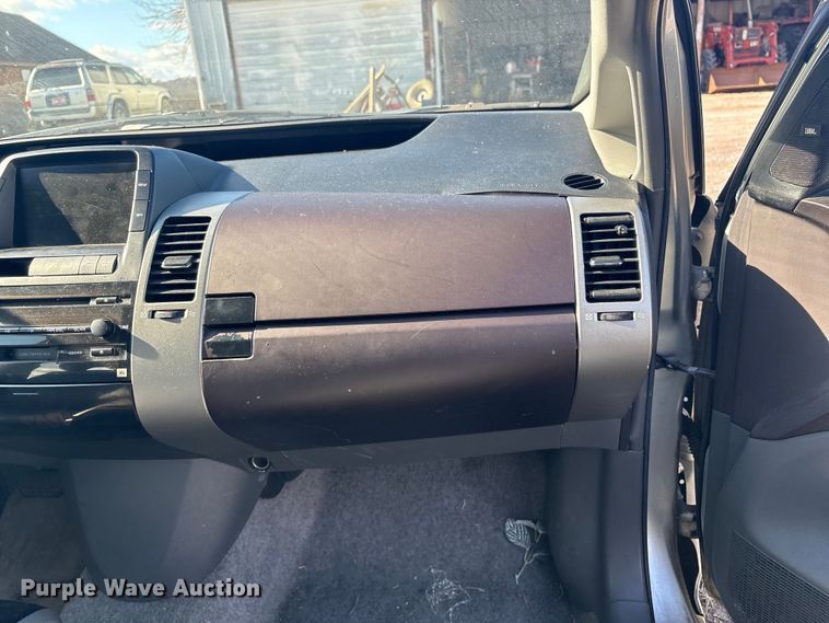 image for item FI0066 2005 Toyota Prius 