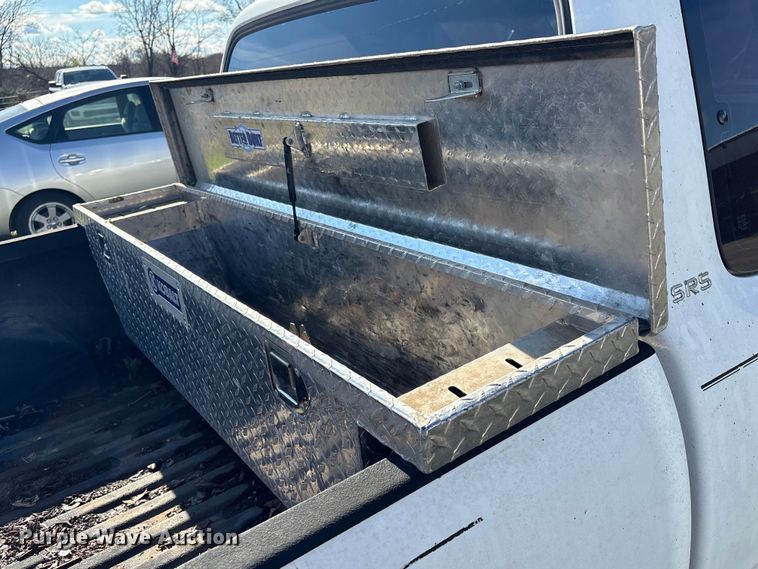 image for item FI0068 2001 Toyota Tacoma pickup truck