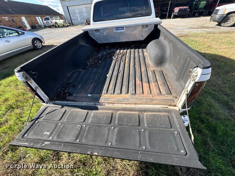 image for item FI0068 2001 Toyota Tacoma pickup truck