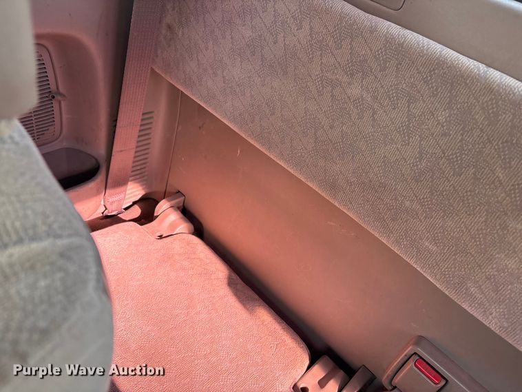 image for item FI0068 2001 Toyota Tacoma pickup truck