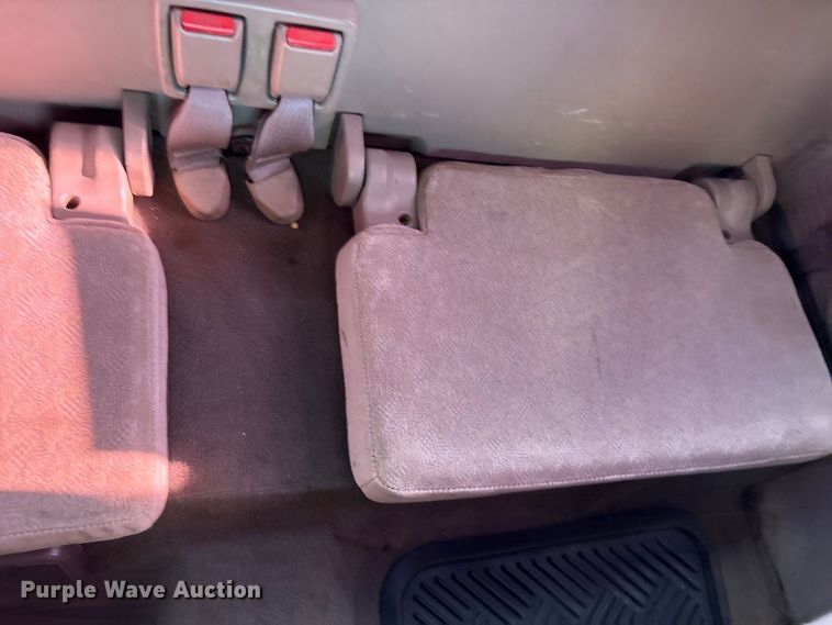 image for item FI0068 2001 Toyota Tacoma pickup truck