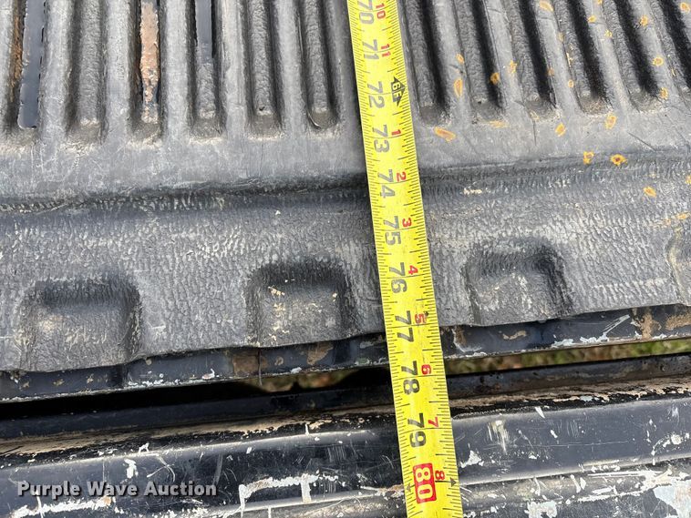 image for item FI0100 2001 Chevrolet Silverado 1500HD Crew Cab pickup truck