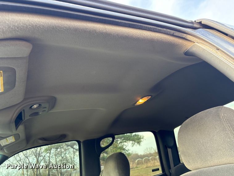 image for item FI0100 2001 Chevrolet Silverado 1500HD Crew Cab pickup truck