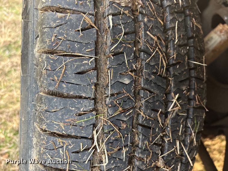 image for item FI0100 2001 Chevrolet Silverado 1500HD Crew Cab pickup truck