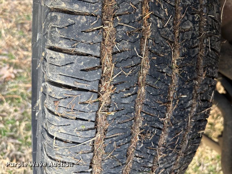 image for item FI0100 2001 Chevrolet Silverado 1500HD Crew Cab pickup truck