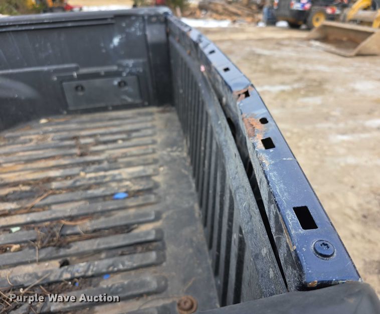 image for item FI0645 2006 Toyota Tacoma PreRunner pickup truck