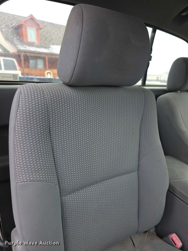 image for item FI0645 2006 Toyota Tacoma PreRunner pickup truck