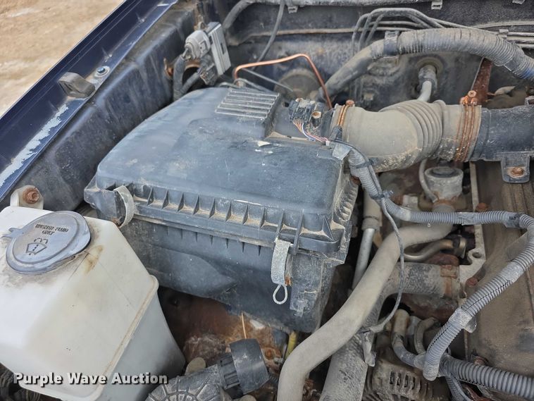 image for item FI0645 2006 Toyota Tacoma PreRunner pickup truck