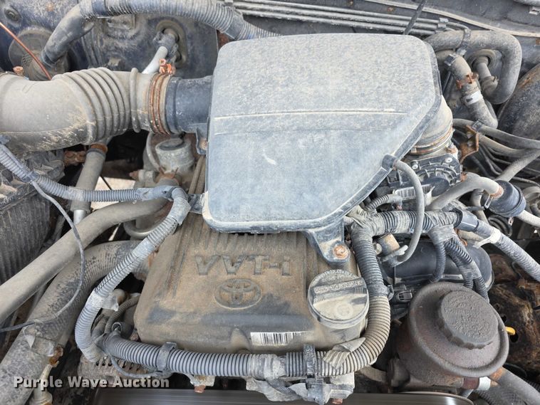 image for item FI0645 2006 Toyota Tacoma PreRunner pickup truck