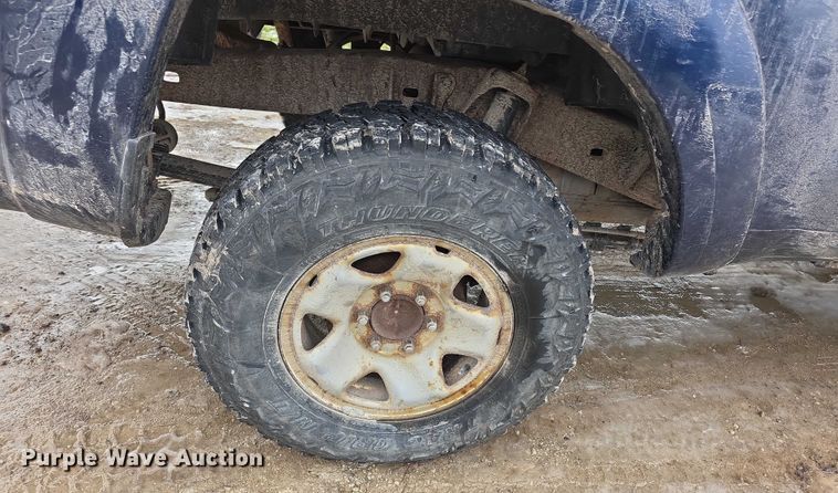 image for item FI0645 2006 Toyota Tacoma PreRunner pickup truck