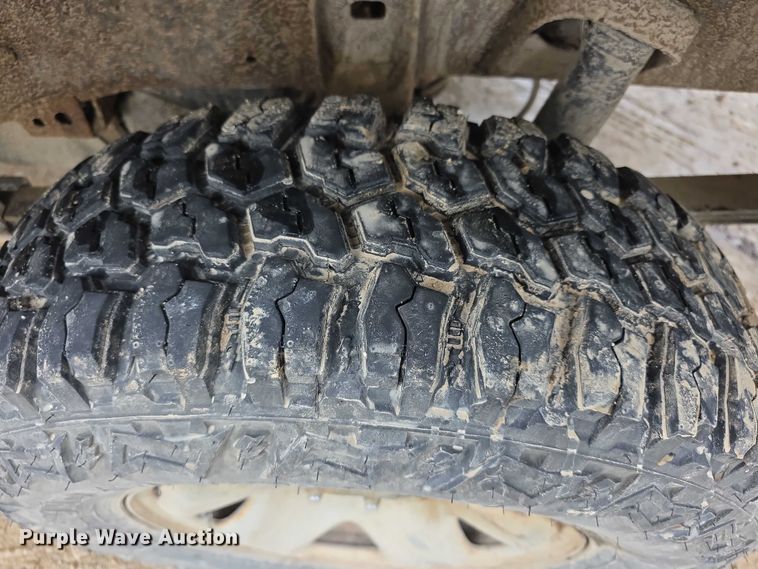 image for item FI0645 2006 Toyota Tacoma PreRunner pickup truck