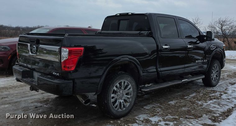 image for item FI0646 2017 Nissan Titan XD Platinum Reserve Crew Cab pickup truck