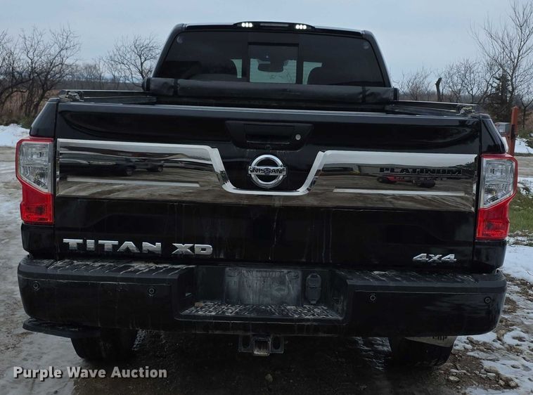 image for item FI0646 2017 Nissan Titan XD Platinum Reserve Crew Cab pickup truck