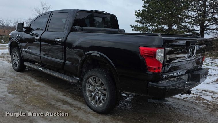 image for item FI0646 2017 Nissan Titan XD Platinum Reserve Crew Cab pickup truck