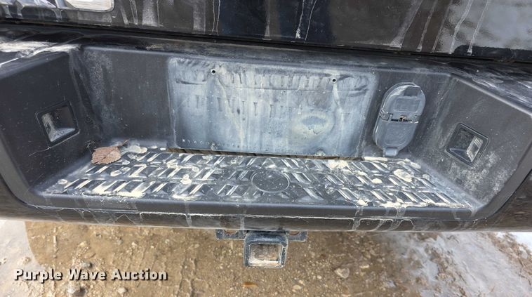 image for item FI0646 2017 Nissan Titan XD Platinum Reserve Crew Cab pickup truck