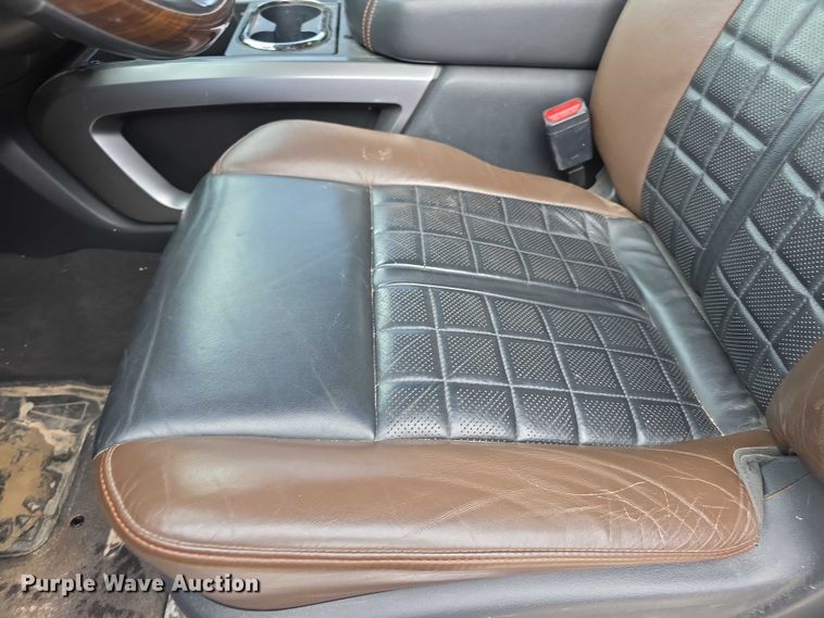 image for item FI0646 2017 Nissan Titan XD Platinum Reserve Crew Cab pickup truck