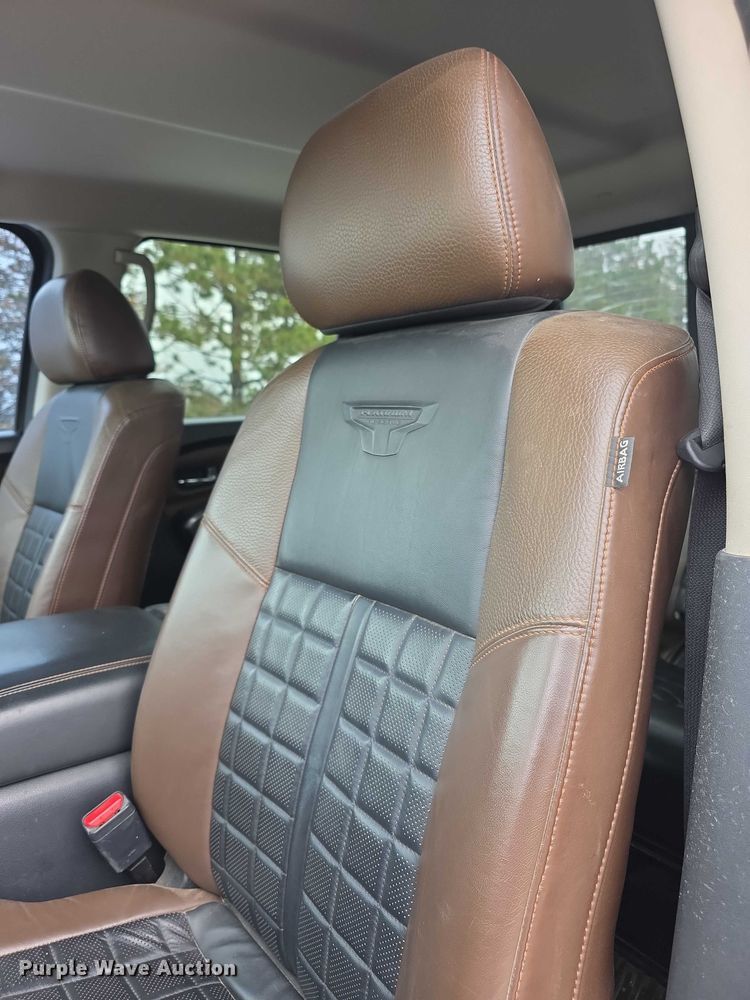 image for item FI0646 2017 Nissan Titan XD Platinum Reserve Crew Cab pickup truck