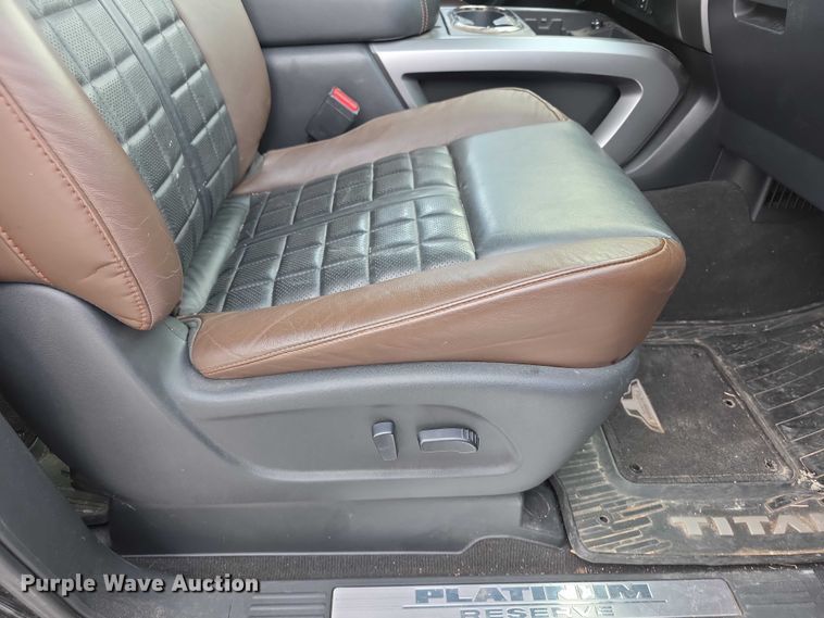 image for item FI0646 2017 Nissan Titan XD Platinum Reserve Crew Cab pickup truck