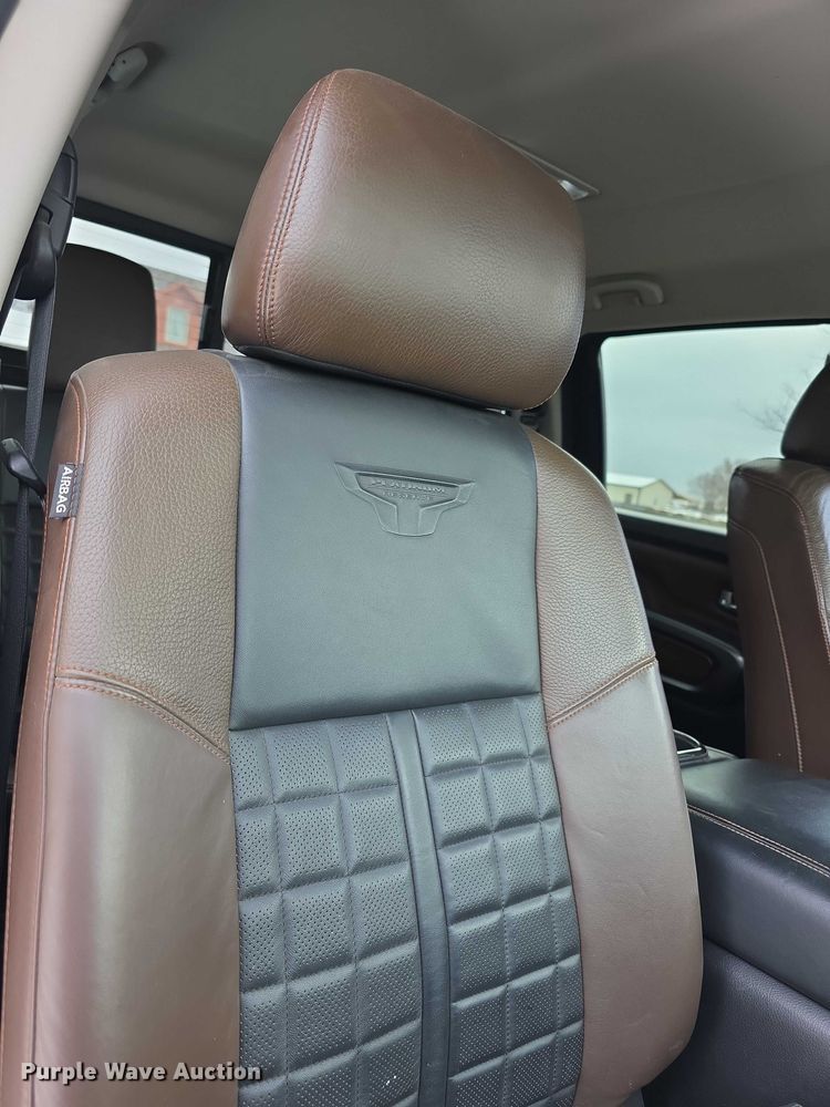 image for item FI0646 2017 Nissan Titan XD Platinum Reserve Crew Cab pickup truck