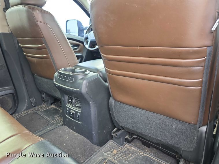 image for item FI0646 2017 Nissan Titan XD Platinum Reserve Crew Cab pickup truck