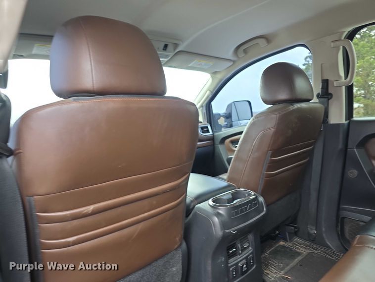 image for item FI0646 2017 Nissan Titan XD Platinum Reserve Crew Cab pickup truck